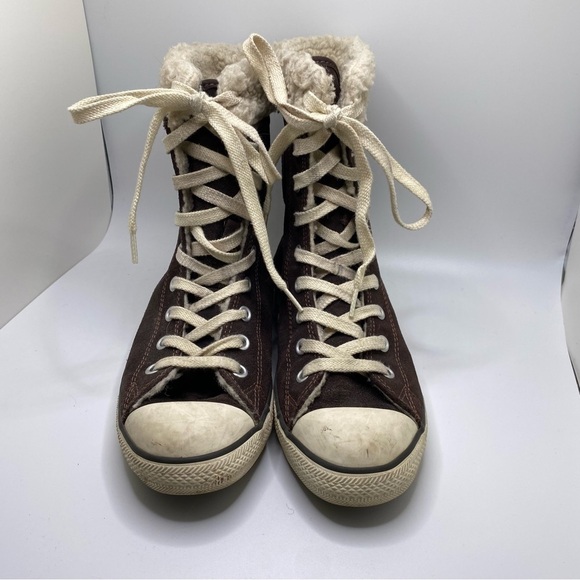 Converse Chuck Taylor Dainty Hi Top Sneaker Plimsolls Size 6 - Picture 4 of 10